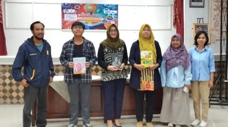 Mengasah Keterampilan Literasi: Lokakarya Menulis Artikel Berita untuk Pegiat Literasi Palangka Raya